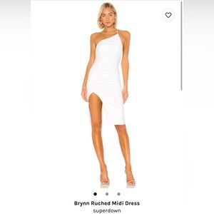 Superdown Brynn Ruched MIDI Dress in white